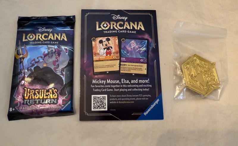 D23 EXPO 24 Exclusive Disney Lorcana Mickey Brave Little Tailor Gold Pin & Cards