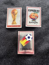 Lotto 82 Distintivi Panini Mondiali 1982 Espana x 3 Adesivi Calcio