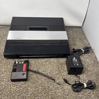 ATARI 5200-4 PORT CONSOLE NO CONTROLLER  ALL CABLES TESTED