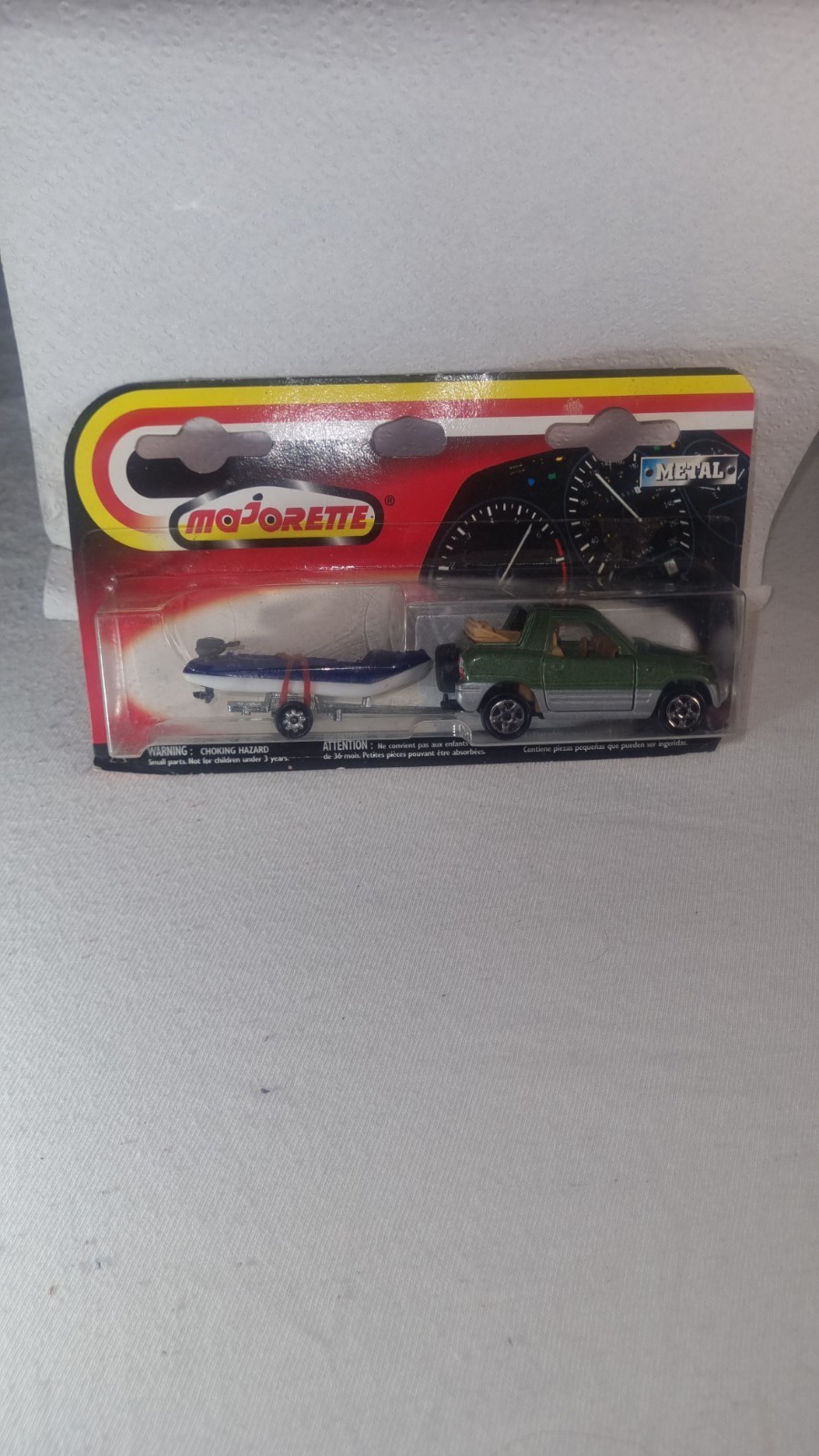 Majorette Série 300 Toyota RAV4 vert avec remorque Zodiac de collection