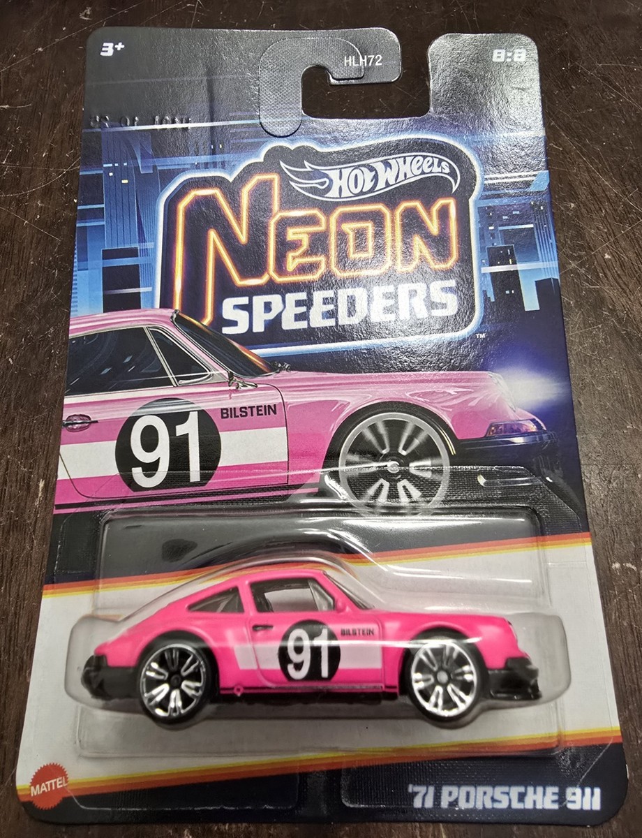 ポニョです₊⁎⁺˳✧༚ Hot Wheels 2026 Neon Speeders '71 Porsche 911 Pink #8/8 Walmart