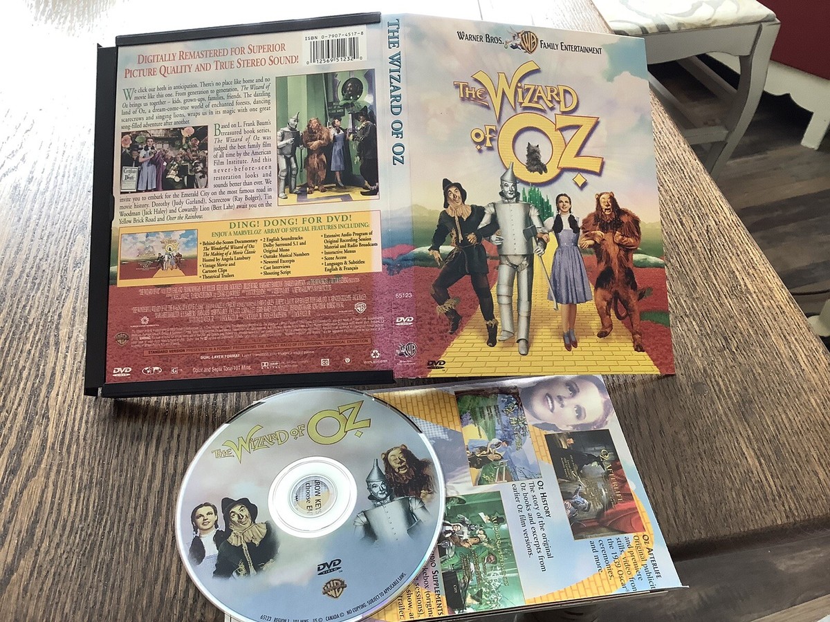 The Wizard of Oz Used DVD Classic Judy Garland Scarecrow Fun 