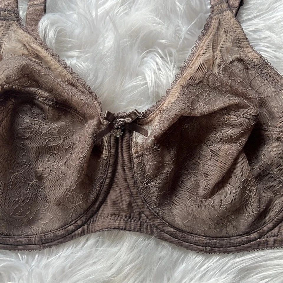 Оловянный кружевной бюстгальтер Wacoal с бриллиантовой подвеской и бантом размер 36D - Изображение 3 из 4
