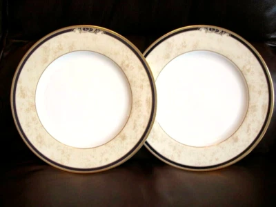 2 Wedgwood Cornucopia 27cm Dinner Plates Brand New