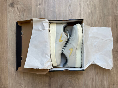 Nike Air Force 1 '07 LX Herren Sneaker Leder grau DC8894-001 Gr. 45,5 NEU OVP