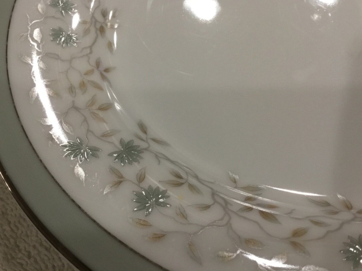 オールドノリタケ、里帰り品です。Old Noritake flower base Set