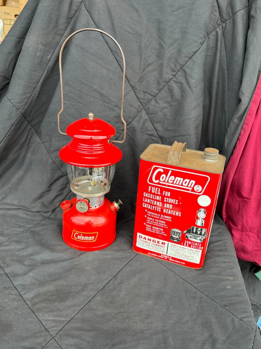 VINTAGE 12-1959 RED COLEMAN MODEL 200A SIGNAL MANTEL LANTERN