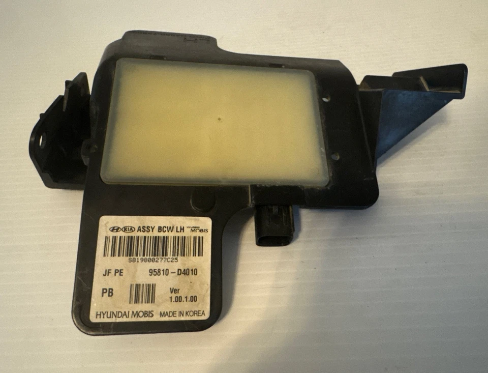 2019 2020 Kia Optima LH & RH Blind Spot Sensor 95810-D4010/95820-D4010 OEM K0181 - Image 3 of 4