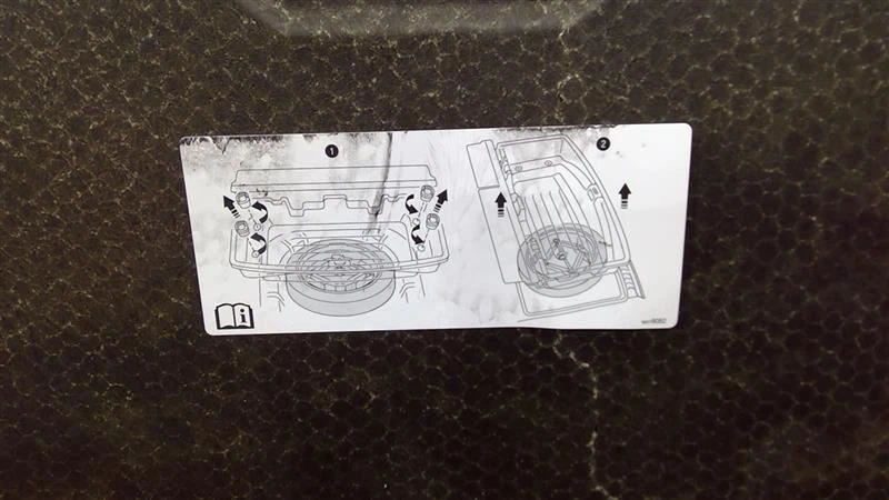 2018-2023 CHEVROLET TRAVERSE TRUNK FLOOR INTERIOR CARPET COVER MAT 84379088 - Image 3 of 4