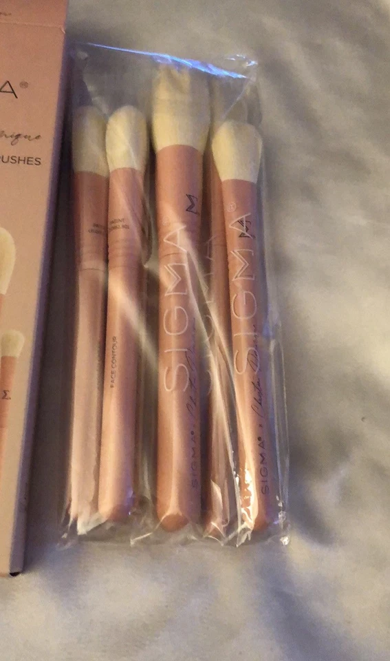 Sigma x Christians Dominique 6 peças conjunto de pincéis faciais nunca antes vistos novo na caixa - Imagem 3 de 4