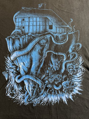Home Sweet Home. House On Top Of A Cliff With Tentacles Surrounding It T-Shirt L - Picture 3 of 5