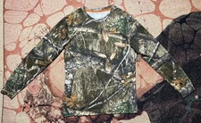 Realtree Scent-Factor Long Sleeve Top Small Brand New