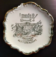 Ancienne assiette souvenir en or 22 carats "I Made It Summit Of Pikes Peak Colorado"