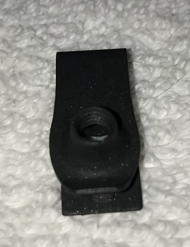 25 Long Extruded U Nuts 6-1.0mm Screw Size GM 11503715 11506099 USA! - Picture 4 of 5