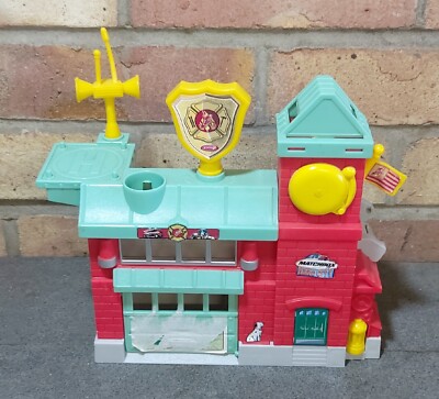 Matchbox - Hero City - Feuerwache - 2003