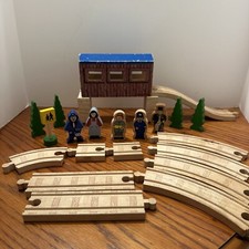 Thomas Friends Knapford Covered Bridge with Blue Roof Some People And Tracks