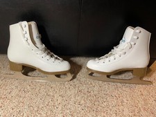 GLACIER 120 JUNIOR SIZE 2 FIGURE SKATES