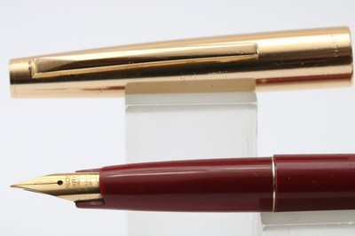 Vintage (c1970) PILOT AM76G3 Burgundy Medium Füllfederhalter, GT