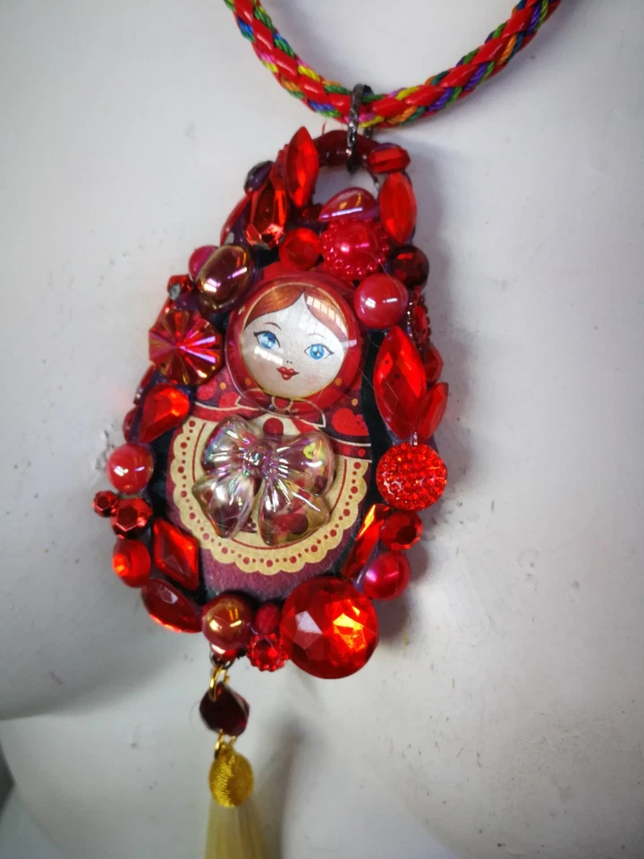 Colar pingente corrente pérola marca luxo boneca Matrioska joia moda feminina - Imagem 2 de 4