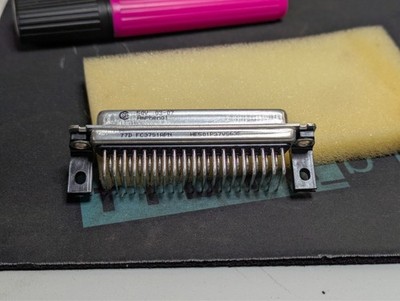 HE501P37VS63E | Amphenol | HE-501| Industrial-grade D-Sub connector | 1 pc