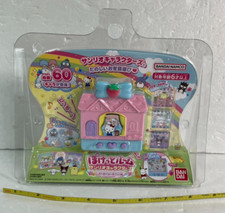 Pocket Room Sanrio Characters Strawberry Sweet Game Console