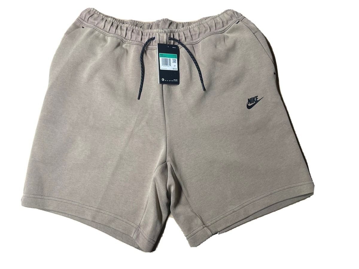 Nike Sportswear Washed Tech Fleece Shorts Size XL Tan CZ9912