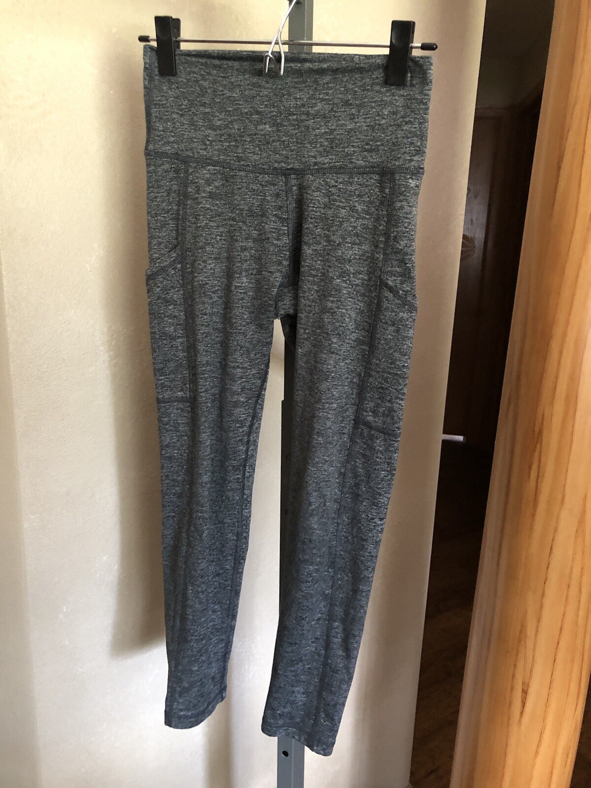 Women's Aerie Chill Play Move Leggings Size S Great Condition