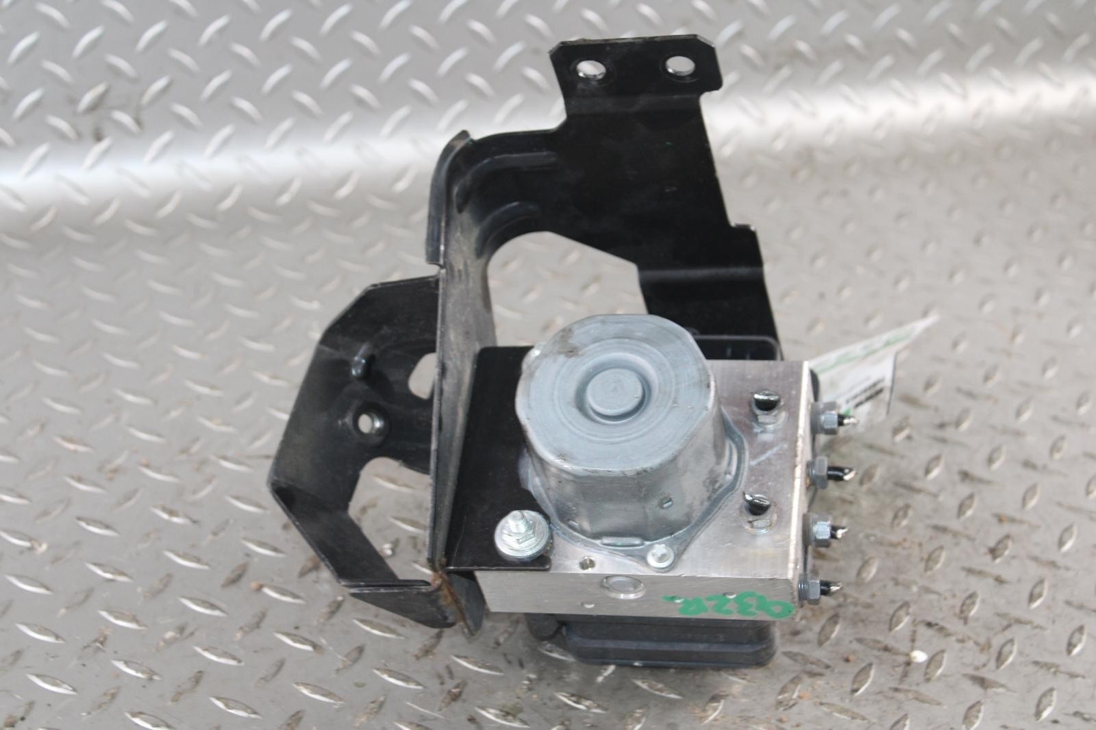 14-17 Ghibli Anti-Lock Brake ABS System Pump Module Assembly Unit OEM Factory OE