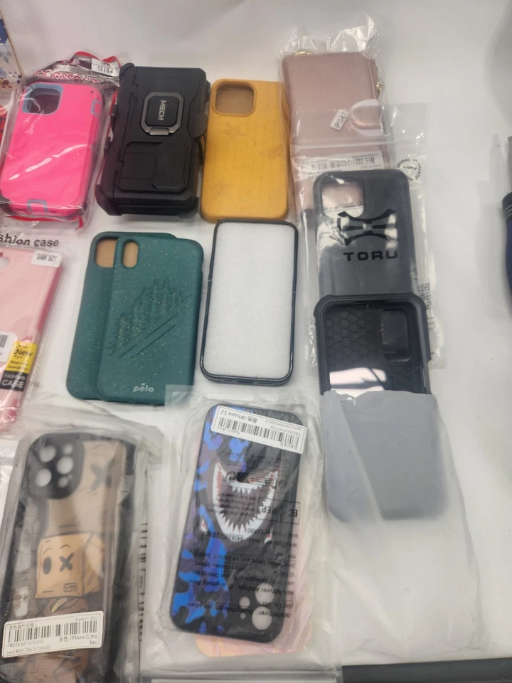 Lote al por mayor a granel de 73 fundas mixtas para teléfonos celulares iPhone y Android Foto 2 de 4