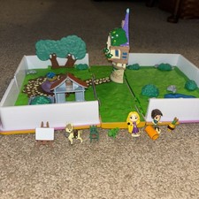 Disney Rapunzel Polly Pocket Storybook Playse...