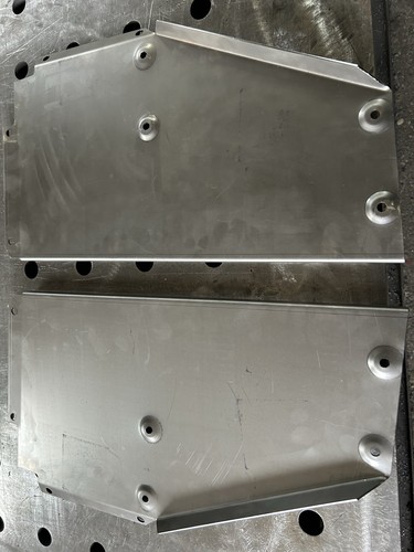Fendt Trittstufenbleche Hinten Rechts - Bild 5 von 14