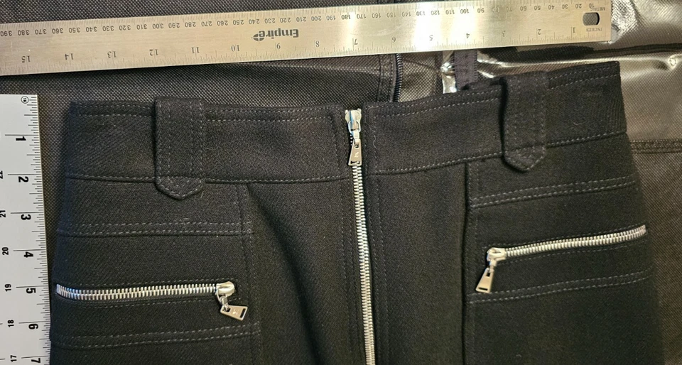 LOUIS VUITTON черная шерстяная юбка размер 40 с молниями - Изображение 2 из 4