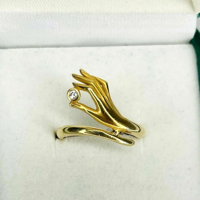 Simulated Diamond Round Cut Hand Shape Wedding Ring 14K Yellow Gold Finish