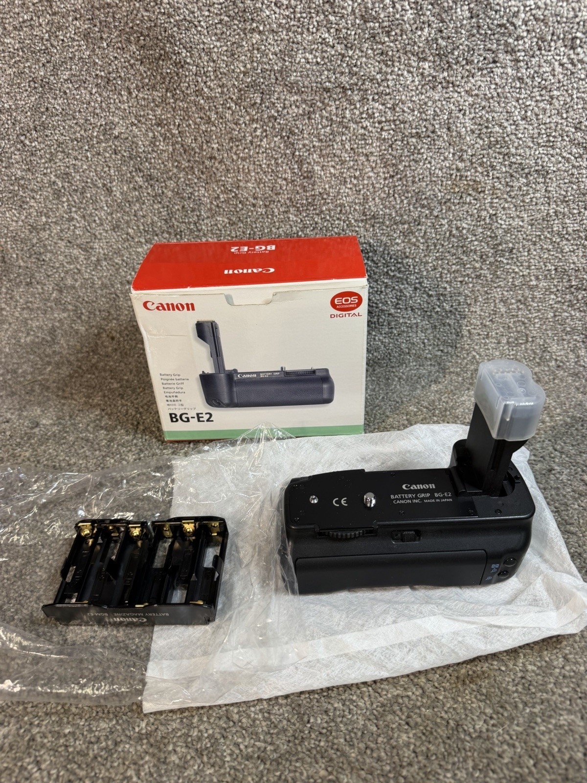 Canon BG-E2N Battery Grip for EOS 20D/30D/40D, AA & Device-Specific, Black