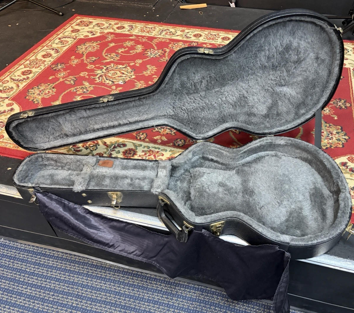 Gibson Black Hard Case Guitar Cases for sale | eBay