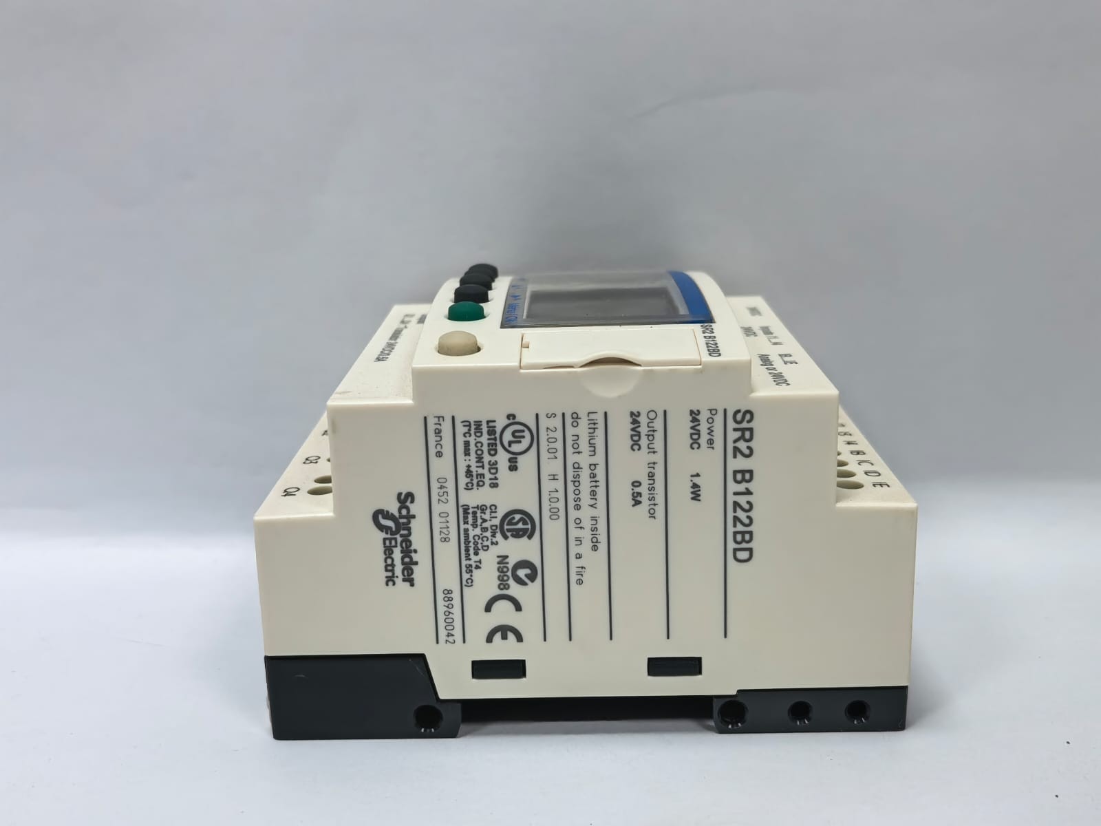 Telemecanique SR2 B122BD TELEMECANIQUE SR2 B122BD SMART RELAY SR2 WITH CLOCK 5