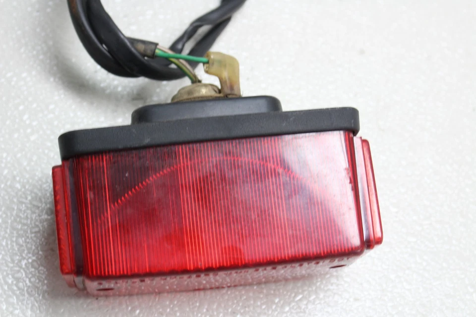 Luz de freno trasera Honda Magna 750 Vf750C 1994-2003 Foto 2 de 4