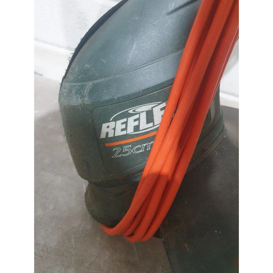 Black & Decker GL530C Grass Trimmer Green & Orange Corded 240V 300-W 11000-RPM - Image 4 of 4