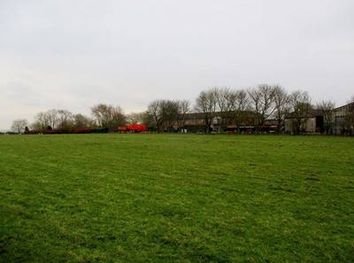 Foto 6x4 Rückseite der Eastgate Farm vom Fußweg über Highfield Thwin c2017