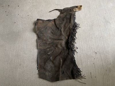 Vintage 25  to 30  Leather Cowboy Chaps Batwing Rodeo Western Suede Old West