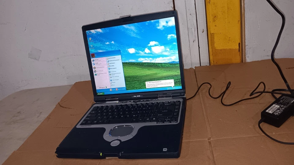 Vintage Compaq EVO N180 Laptop Intel Pentium III @ 1 GHz Windows XP pro Parts - Image 2 of 4