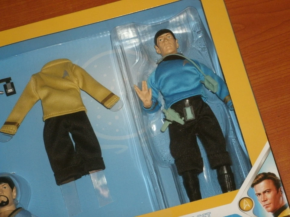 Star Trek: MR. SPOCK Set de Regalo Mego 2020 8" Figura de Acción Vestido Uniforme Inc.  Foto 4 de 4