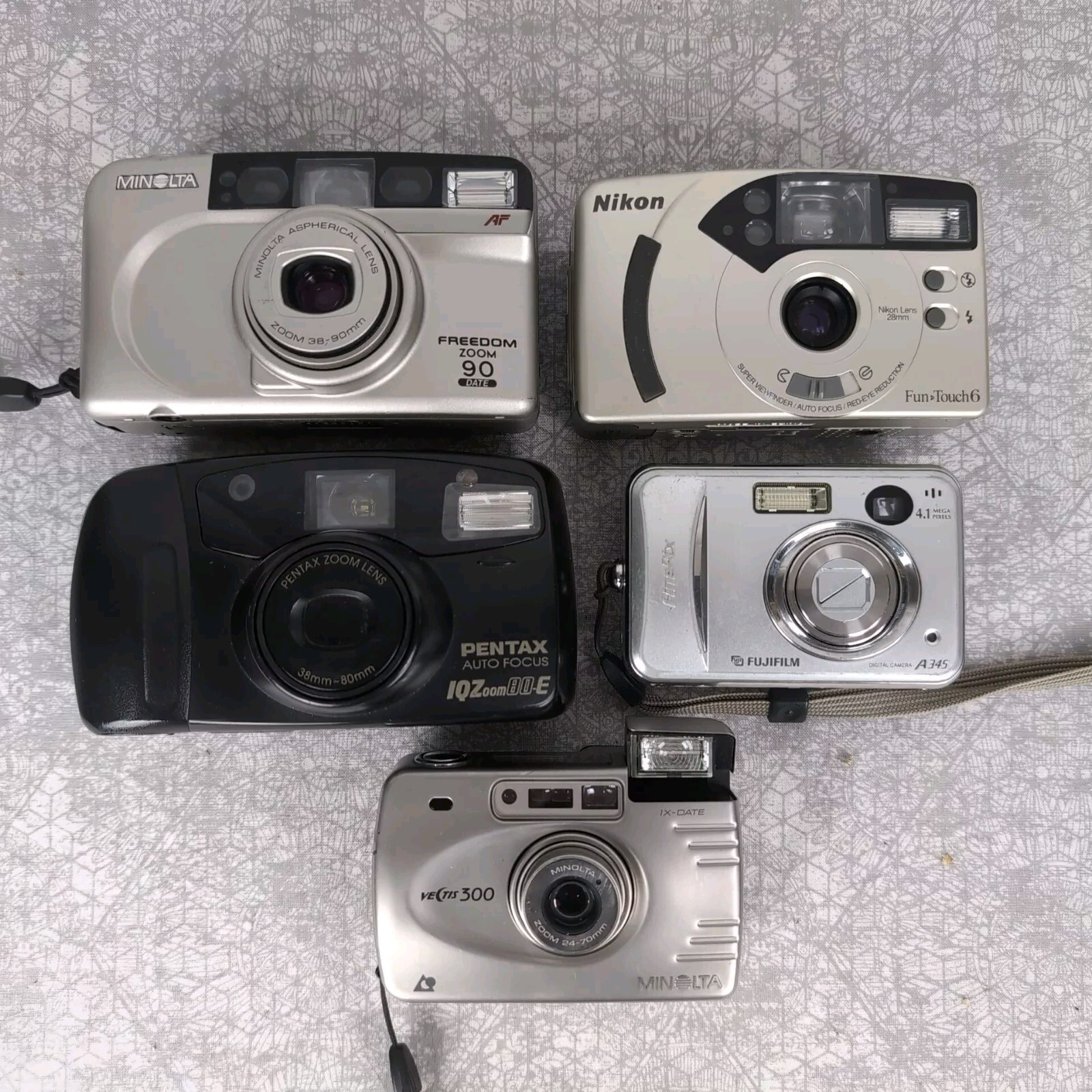 FILM CAMERAS POINT AND SHOOT