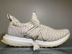 grey 270s nike