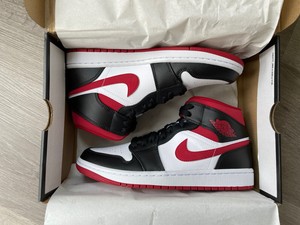 BNIB Nike Air Jordan 1 Mid Gym Red UK 6.5 US 7.5 EU 40.5 White Black Toe |  eBay