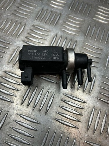 Audi A6 S6 C5 4B 2004 Diesel 132kW Turbolader Druckwandler Magnetventil RCE10601
