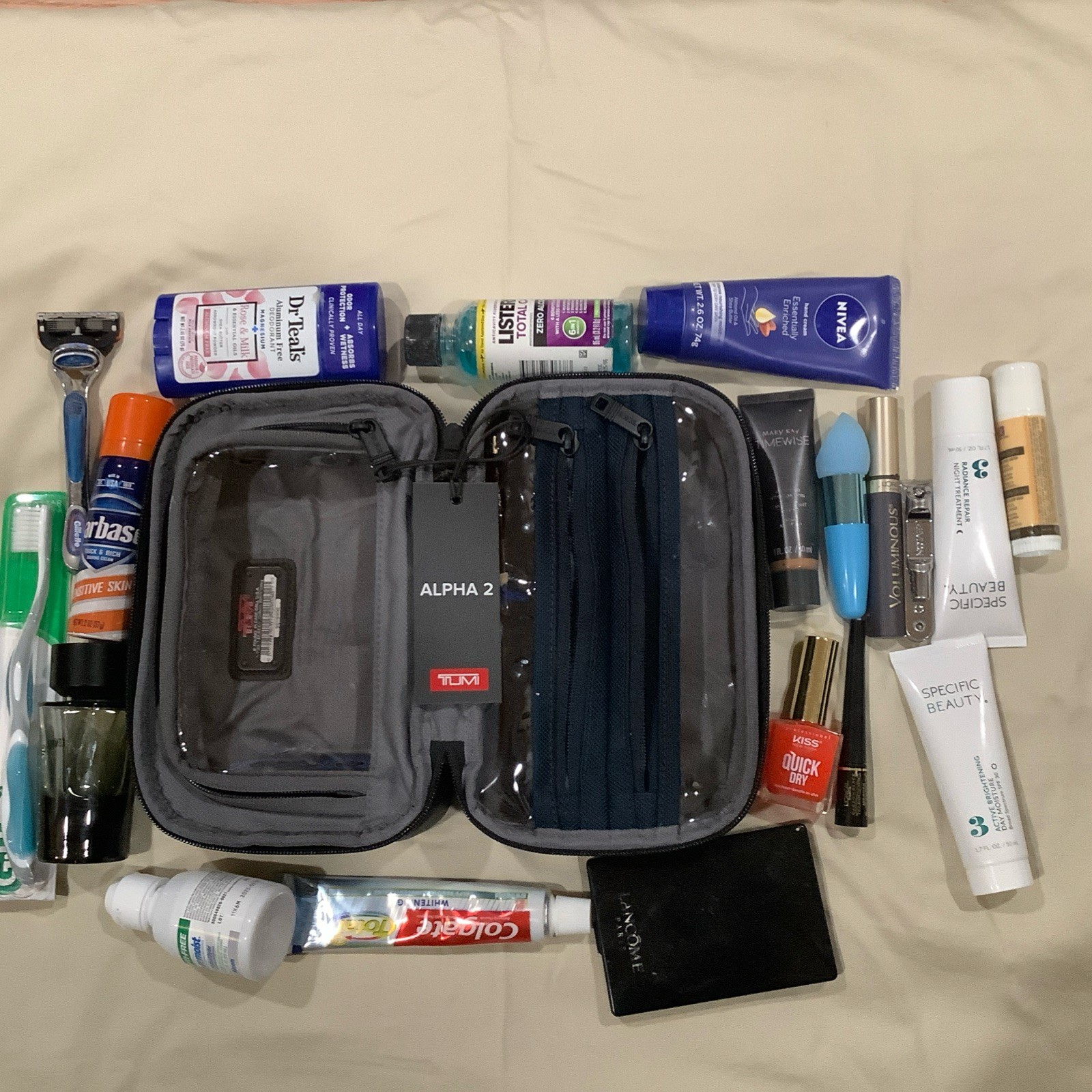 TUMI 100% Leather Split Travel Kit. Black Brand New  Kit Valued At $165.00.