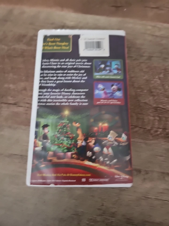 Mickey’s Twice Upon A Christmas VHS Disney Clamshell 2004 - Image 2 of 3