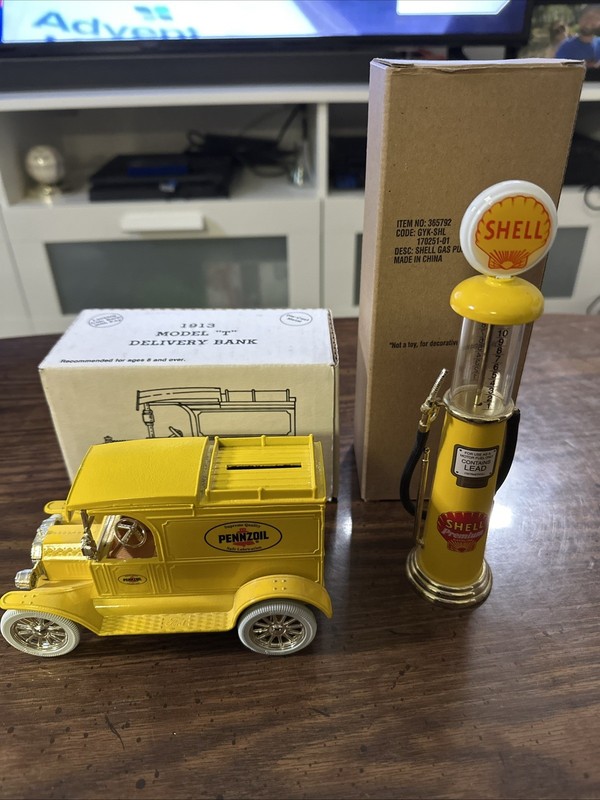 1991 Ertl 1913 Model T Pennzoil Bank & Gearbox Shell Gas Pump DieCast Lot Logano