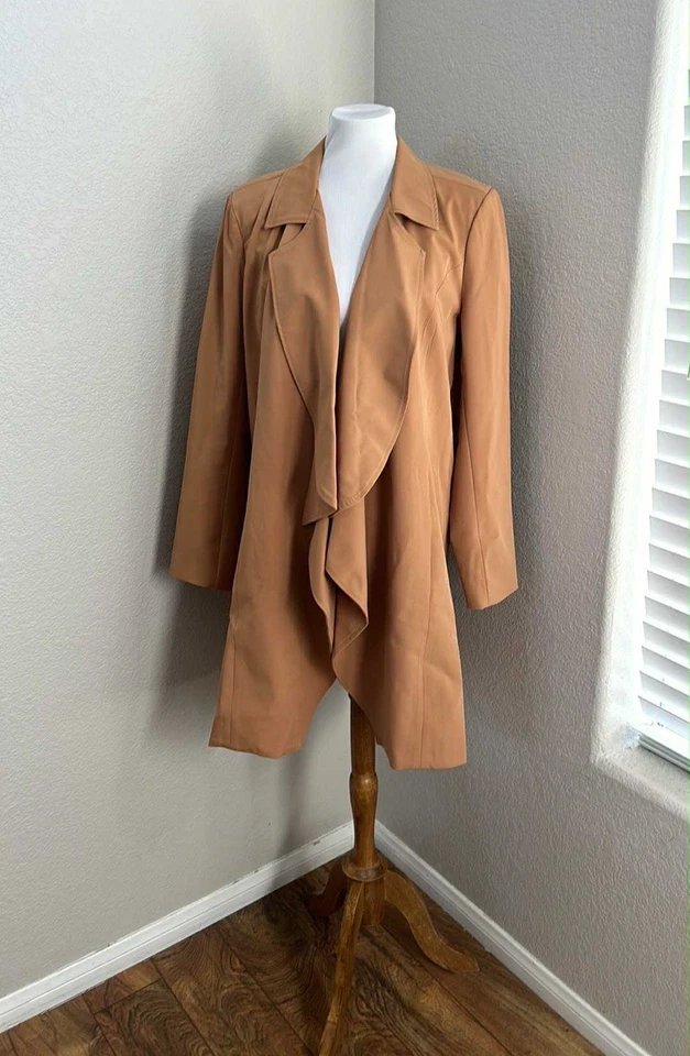 Gabardina para mujer Robert Rodriguez marrón - grande Foto 2 de 4